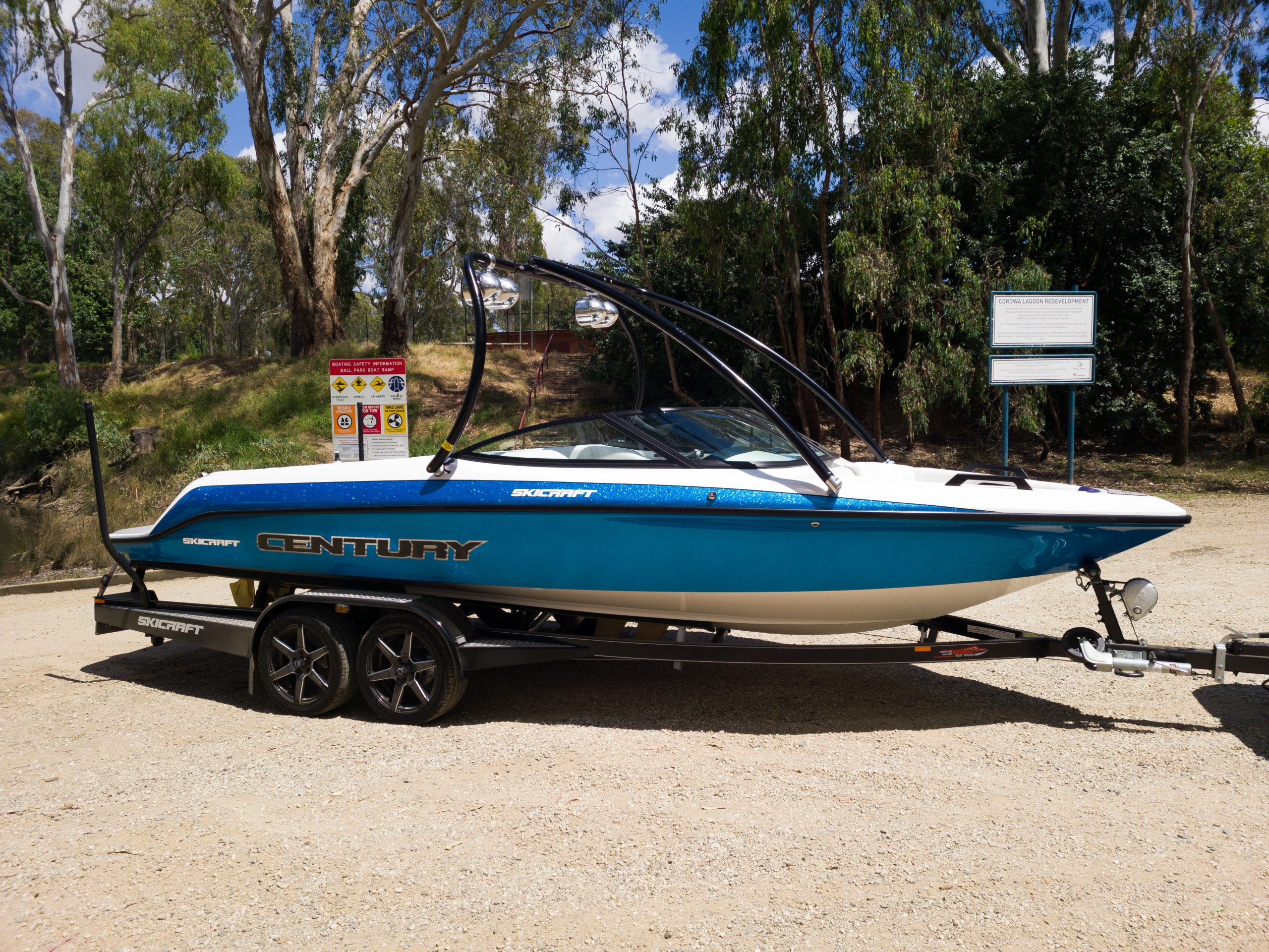 Skicraft Boats Century Mid Mount